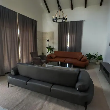 Villa Maglic *
